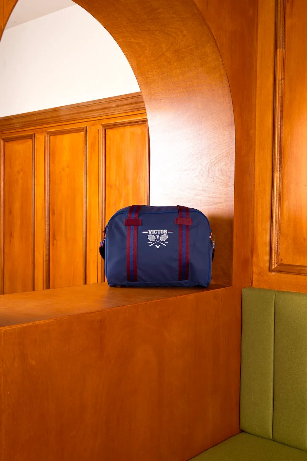 VICTOR SHOULDER BAG BR5914BC BD BEACON BLUE/ CHERRIES JUBILEE